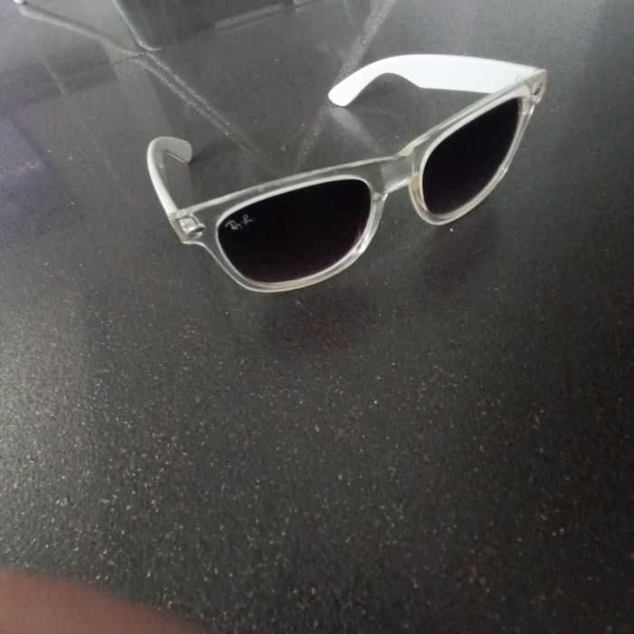 Piękne okulary przeciwsłoneczne RayBan