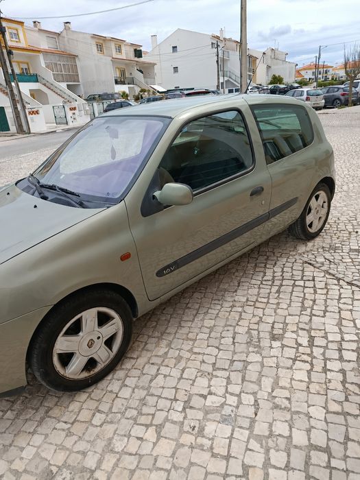 Renault impecável