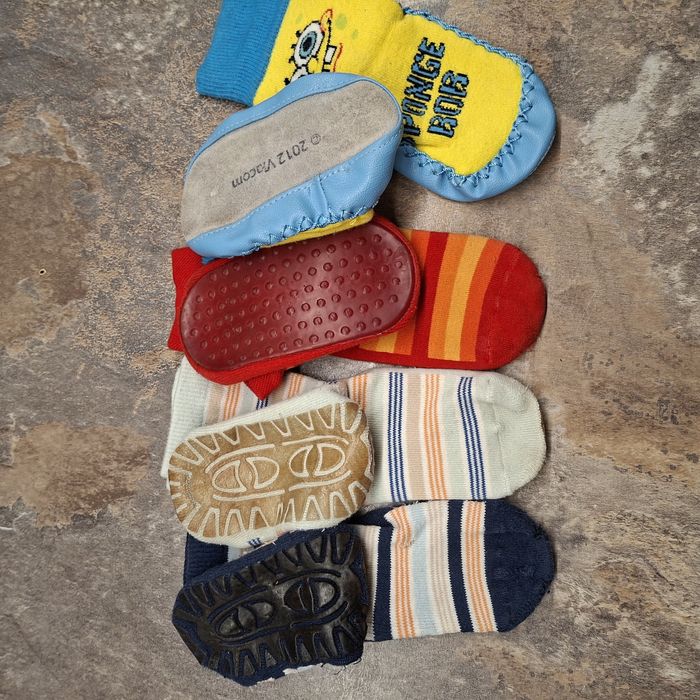 4x skarpety gumowe podeszwy r 23/24