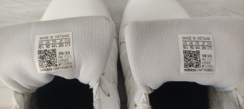 Продам кеди Adidas.