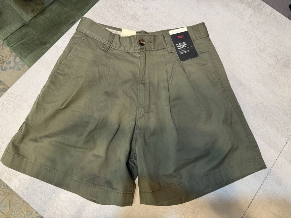 Шорти Levis розмір 26