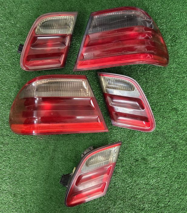 Стоп стопи ліхтар фонарь фонарі Мерседес Е w210 розборка шрот запчасти