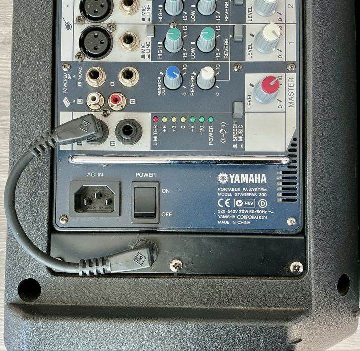 Yamaha StagePas 300 – 300W | Saco Original + Membranas Novas
