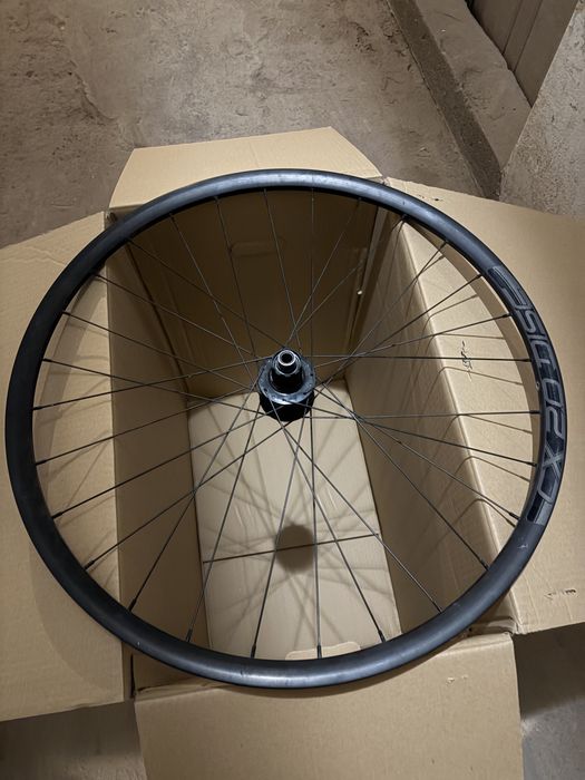 Koła rowerowe 700C 4szt. + tarcze hamulcowe | gravel | szosa