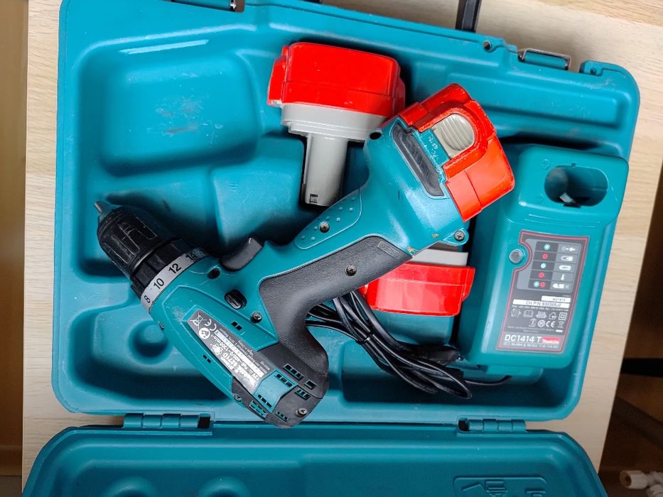 Wiertarko-wkrętarka Makita 6271D.