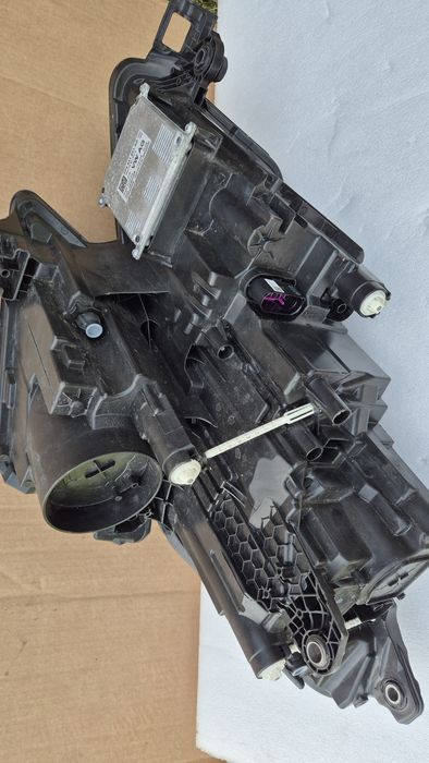 Lampa przód prawa przednia  SKODA KODIAQ 566 566941016