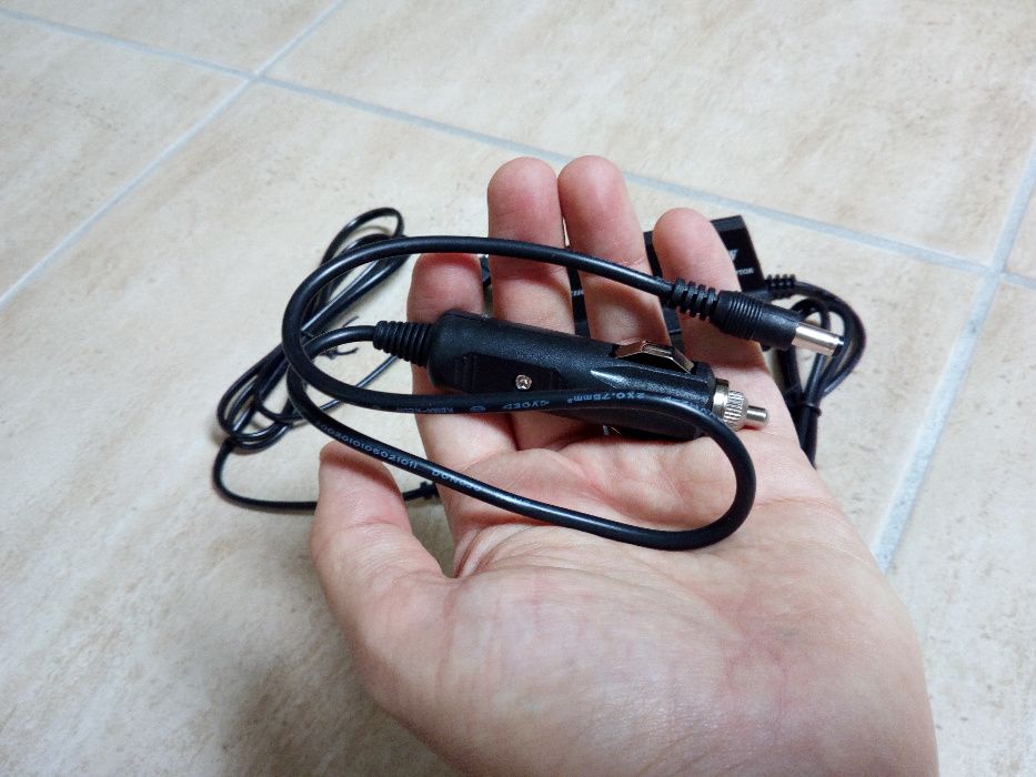 Portable Universal Power Supply with Car Connection!64584833824386124