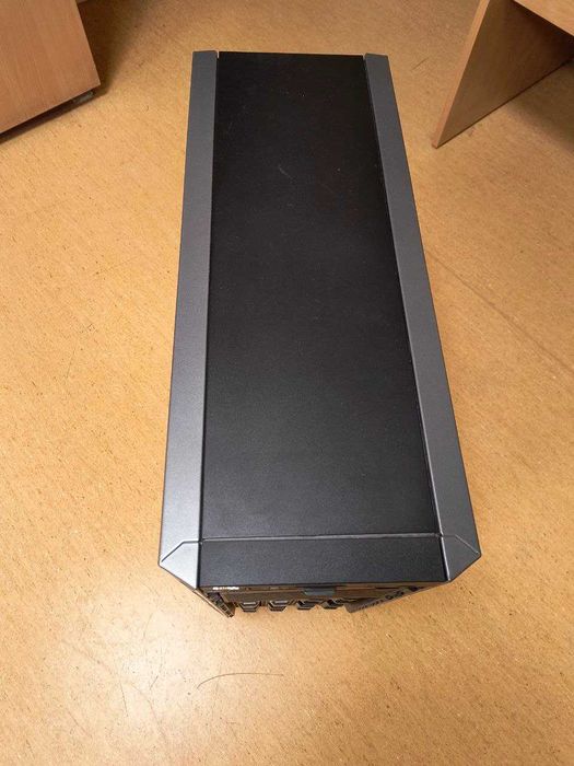 09M1D2 Сервер Dell-0383 T320