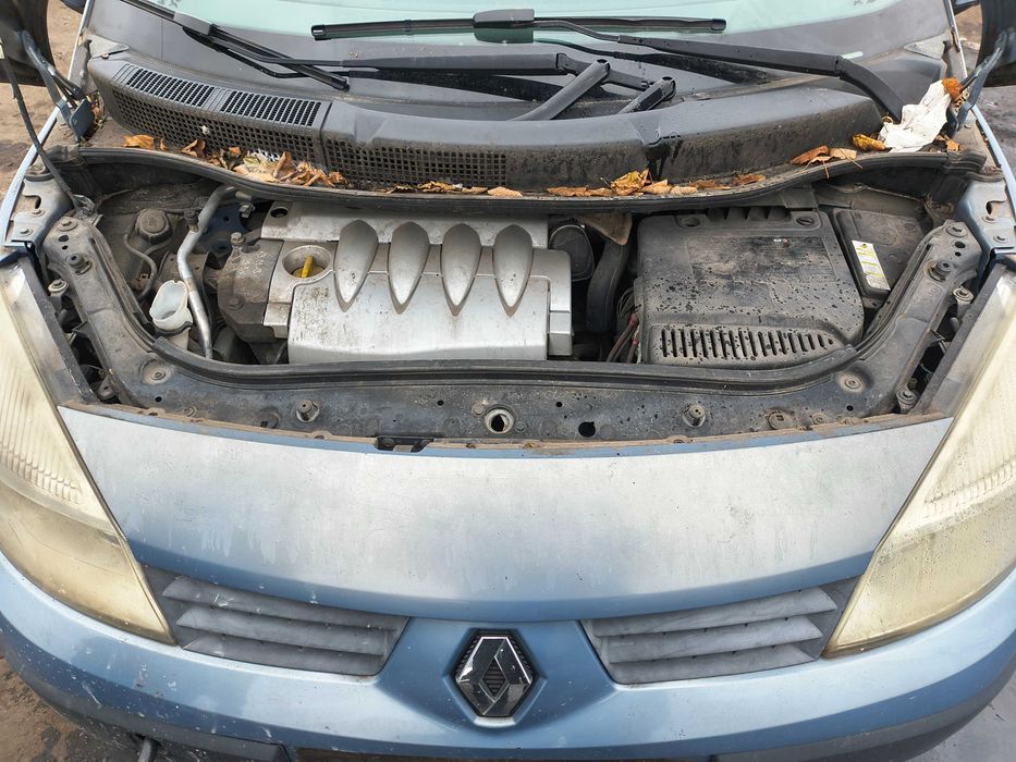 Renault Megane II , 2004r, 1.6 Pb - na części.