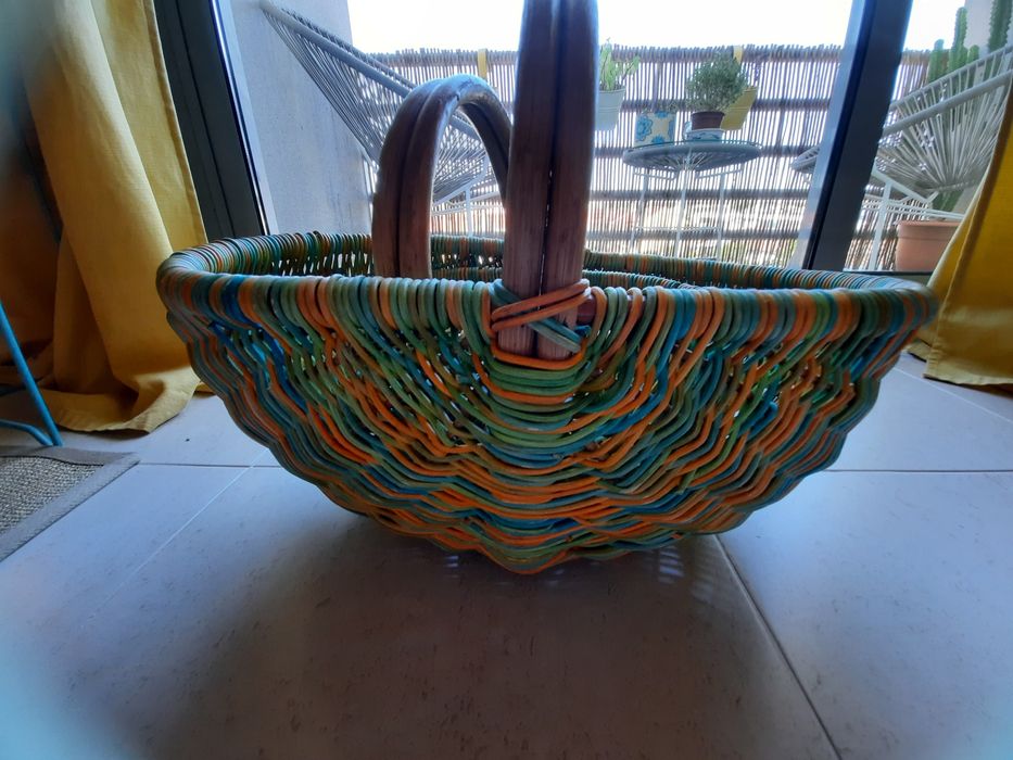 Cestas coloridas