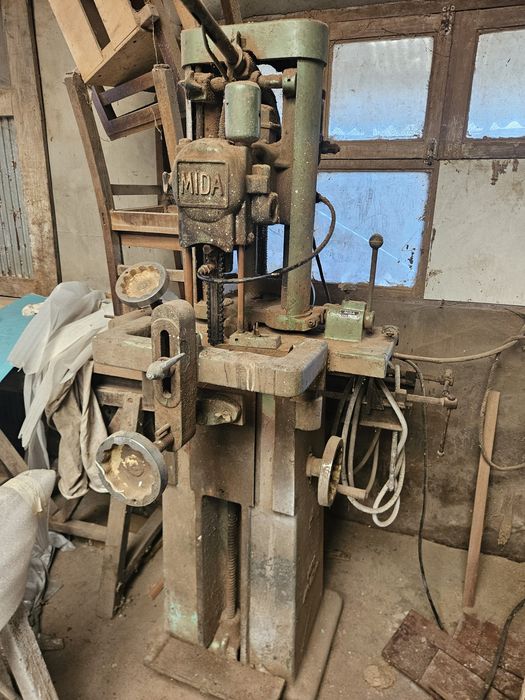 Furadora de corrente carpintaria