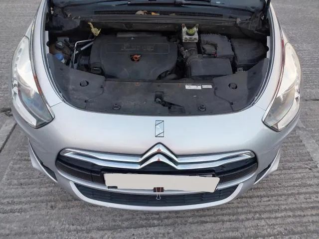 Citroen DS5 2.0 HDi Hibrido para peças - 200cv - Parachoques | Frente
