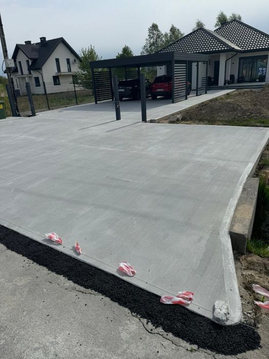 Posadzki przemyslowe,szczotkowane,zacierane na gladko ,mycie kostki