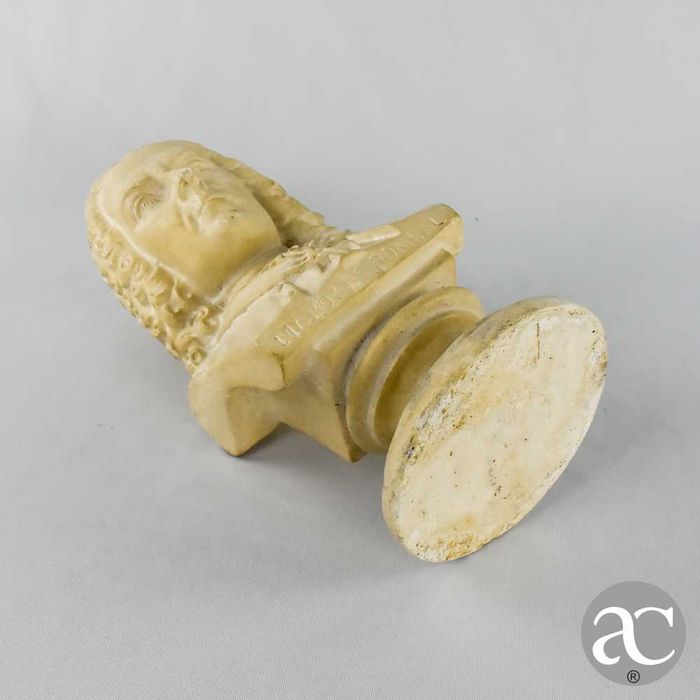 Busto de Marquês de Pombal, escultura em gesso