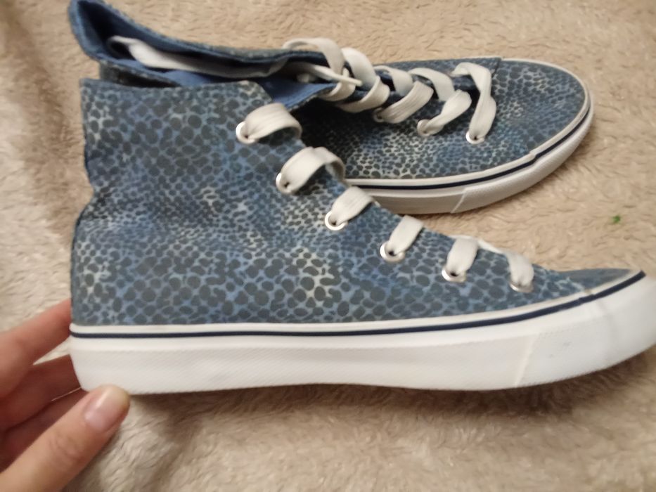 стильні жіночі кеди