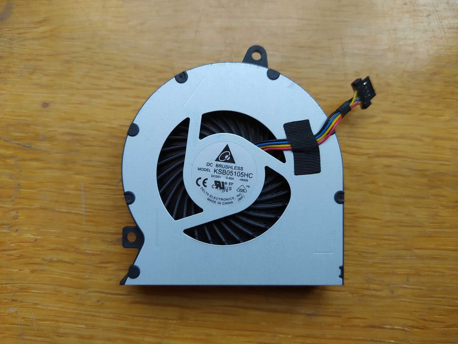 Кулер для ноутбука Delta KSB05105HC