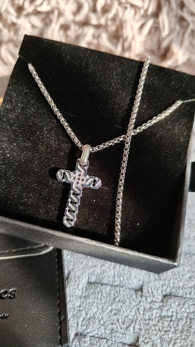 Wisiorek krzyż męski, prezent