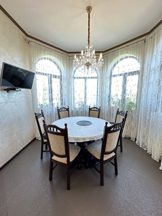 Продаж заміського будинку