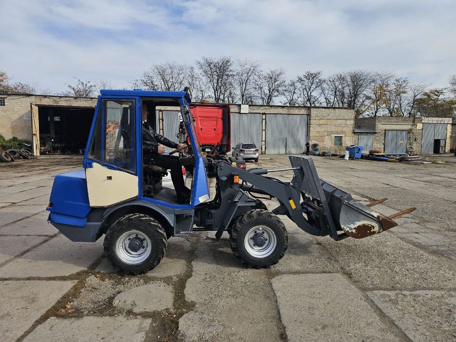 Погрузчик ATLAS 32C