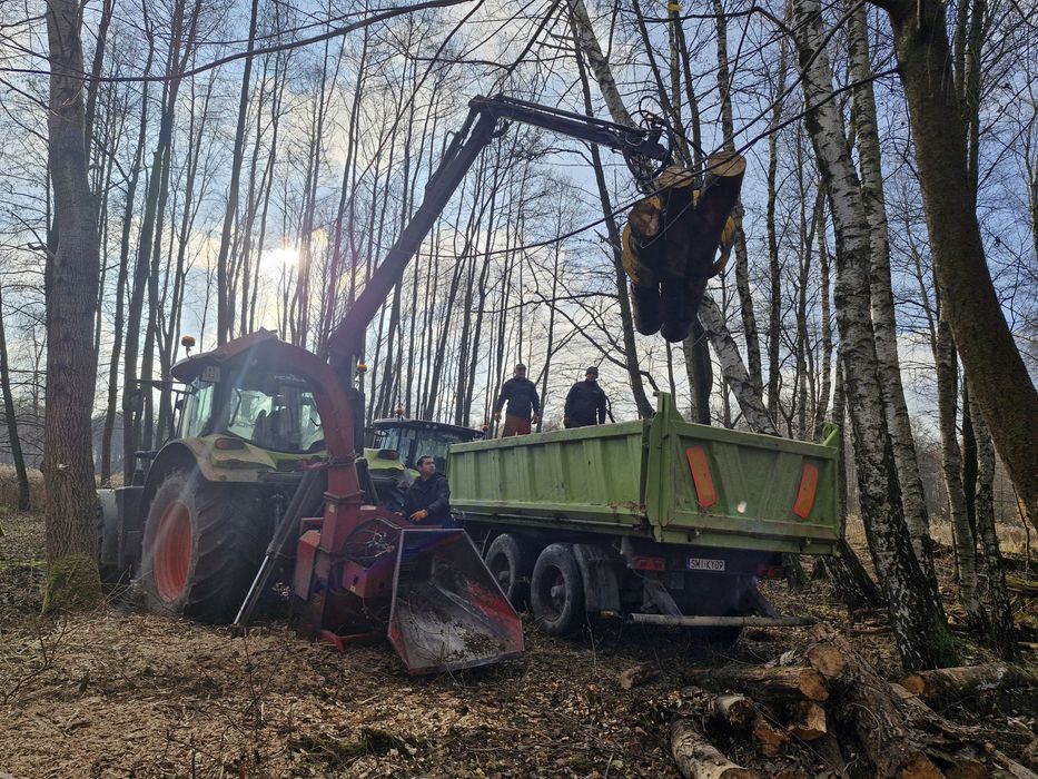 Usługi rębakiem, rębak samozaładowczym HDS