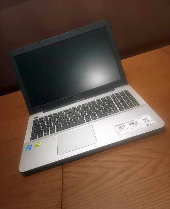 Laptop Asus r556l (na części)