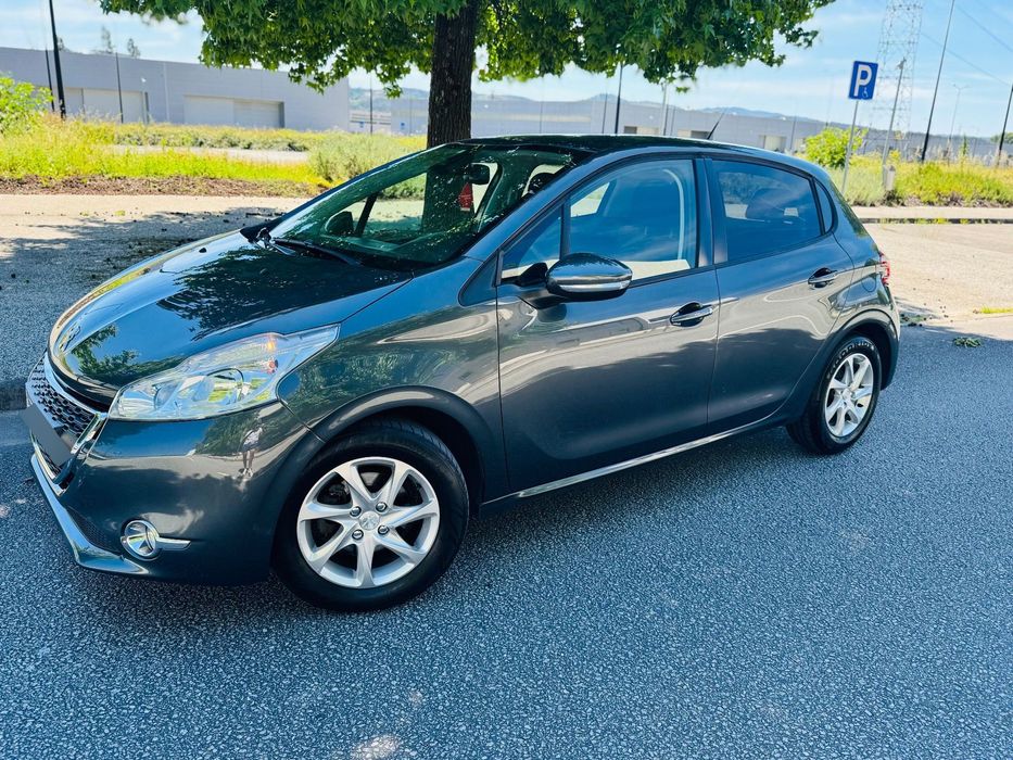 Peugeot 208 1.4 HDi