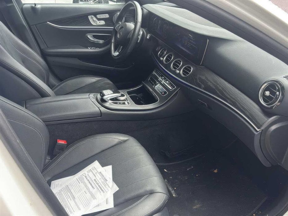 Mercedes-Benz E-Class E 300      2018