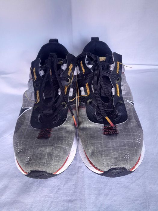 Sprzedam buty dziecięce Nike Air Max 2021.