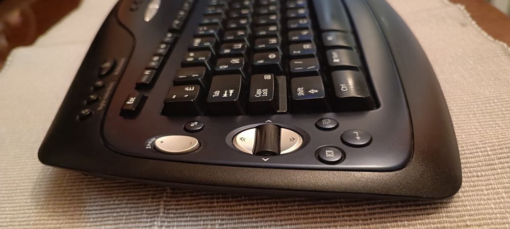 Бездротові клавіатура і мишка Logitech LX700 Black USB+PS/2 (комплект)