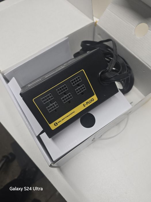 Części komputerowe zasilanie Superemo M2 550w