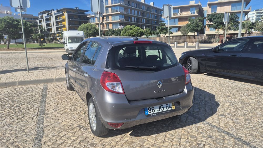 Renault clio . Bom estado