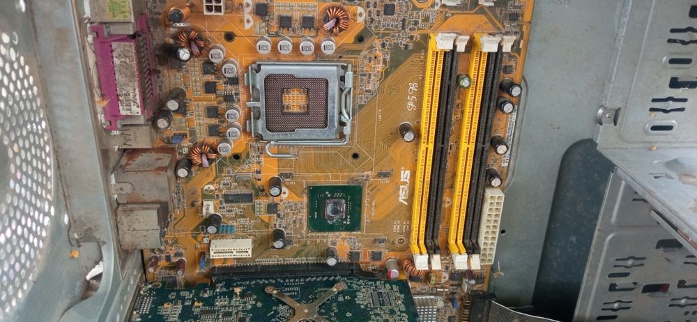 Системний блок Asus