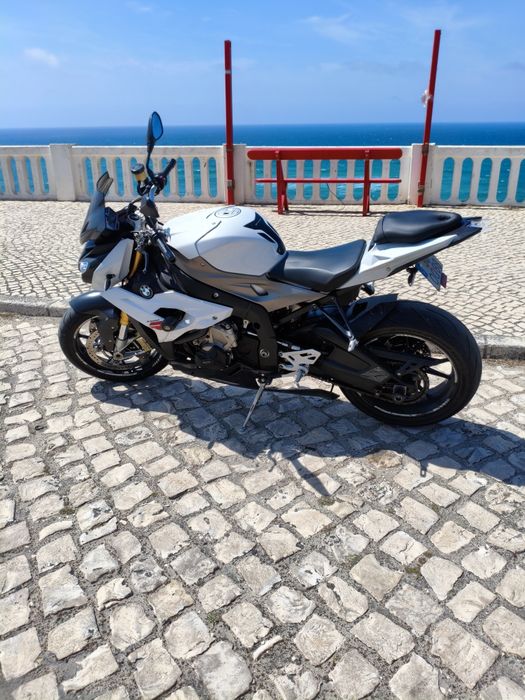 Vendo BMW S 1000 R.