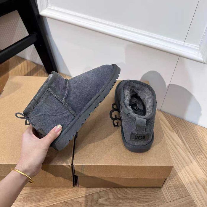 UGG Classic Mini Boots R.36