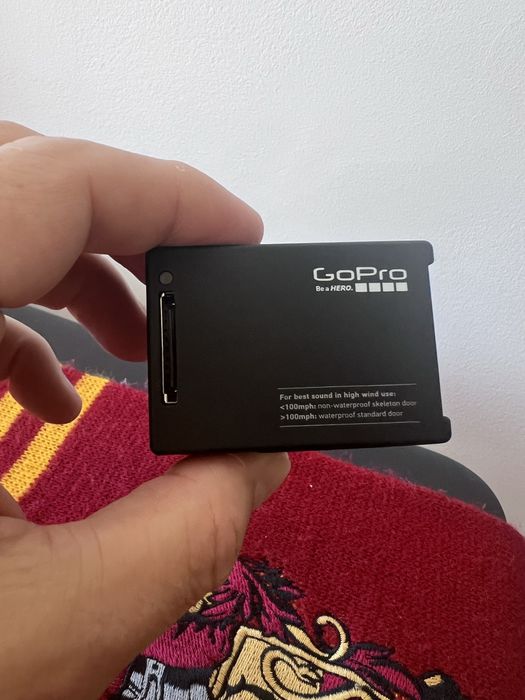 GoPro Hero4, só a câmera, funcionameneto 100%, alguns danos na carcaça64283890680579122