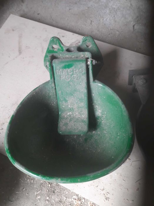 Sprzedam poidla 2 szt.