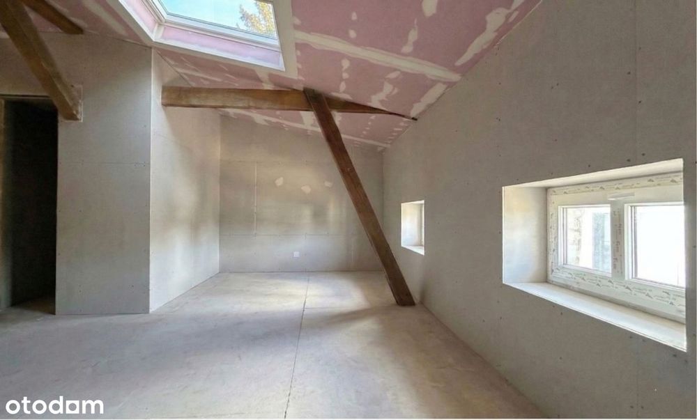 Klimatyczne poddasze | 21 m² | 3 piętro | Centrum