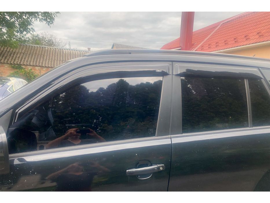 Suzuki Grand Vitara 2005-2017 рр. Вітровики (4 шт, HIC)