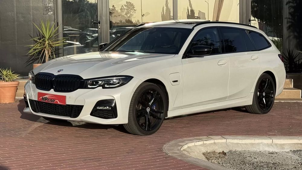 BMW 330 e Pack Desportivo M Auto