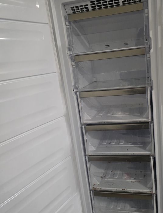 Arca vertical Whirlpool