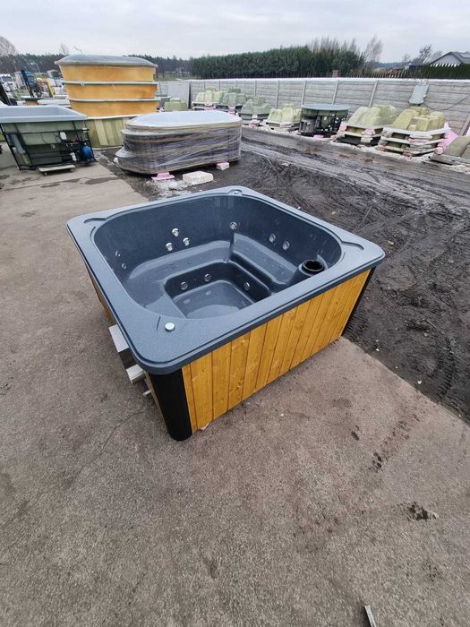 NOWA balia KWADRAT 210x210 jacuzzi piec wewnętrzny hydromasaż