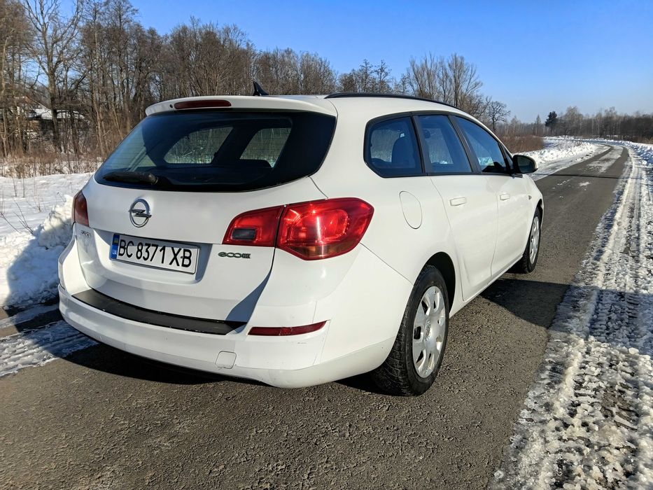 Продам Опель Астра 2011р.