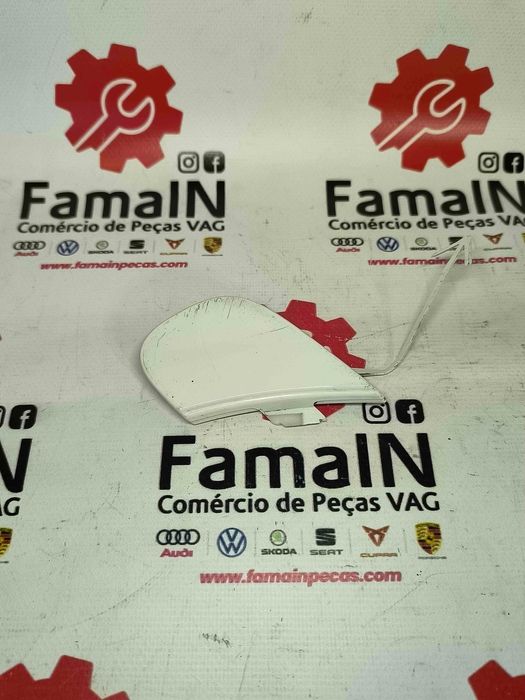 Tampa de Gancho Reboque VW SCIROCCO III