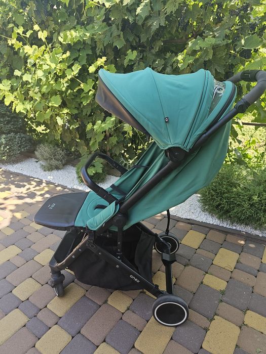 Anex Air-X – прогулянковий візок