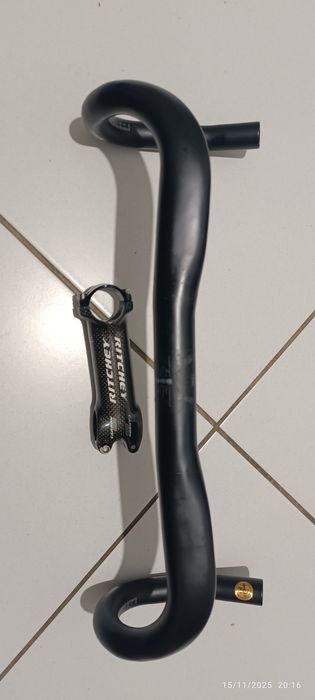 Avanço ritchey carbono 110 mm e guiador