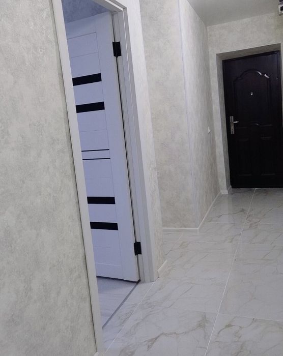 Велика та світла 2к в цегляному будинку 36661