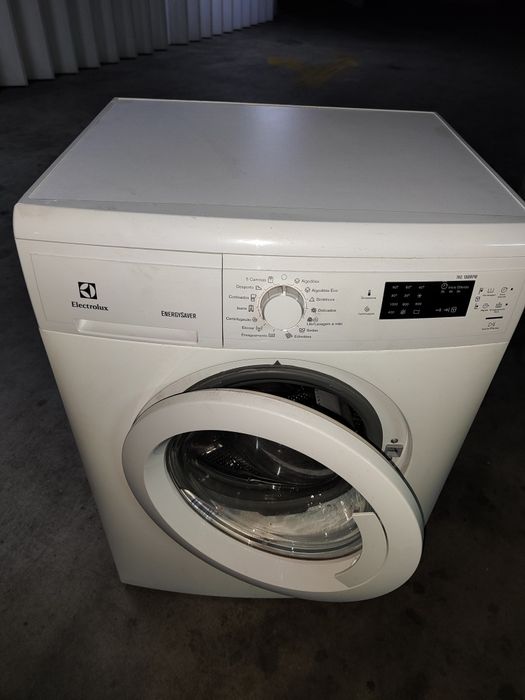 Máquina Lavar Roupa Electrolux 7KG