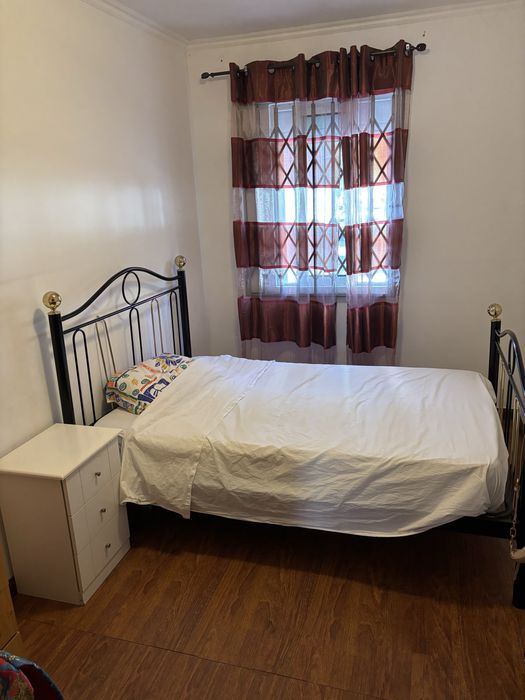 Arrendo quarto a estudantes