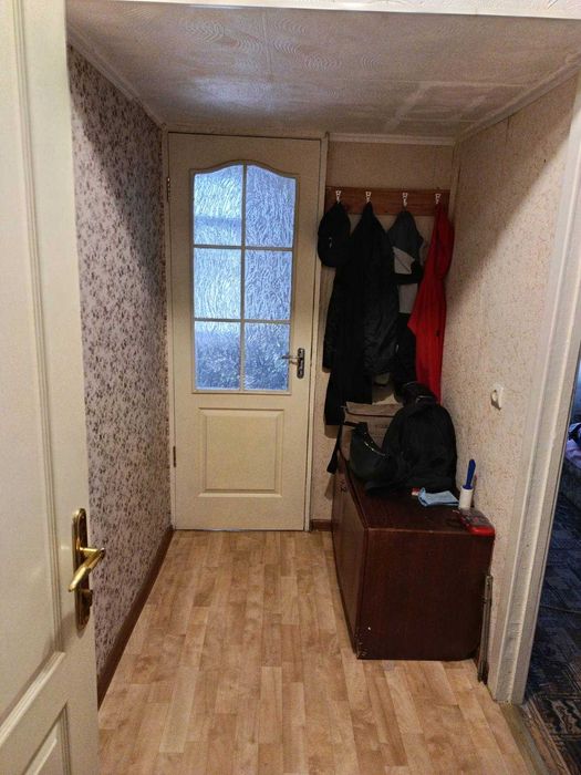 Продам 1 кімн. квартиру 26 кв.м на Водогоні( Оболонь). Шикарне  місце!