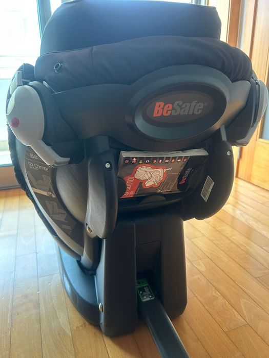 Cadeira de Bebé Besafe izi Combi X4 Isofix